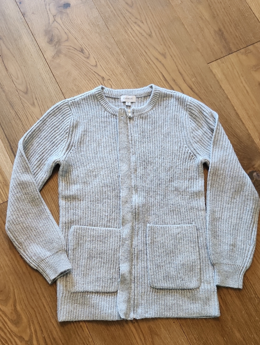Evereve Heather Light Gray Zip-Up Ribbed Sweater